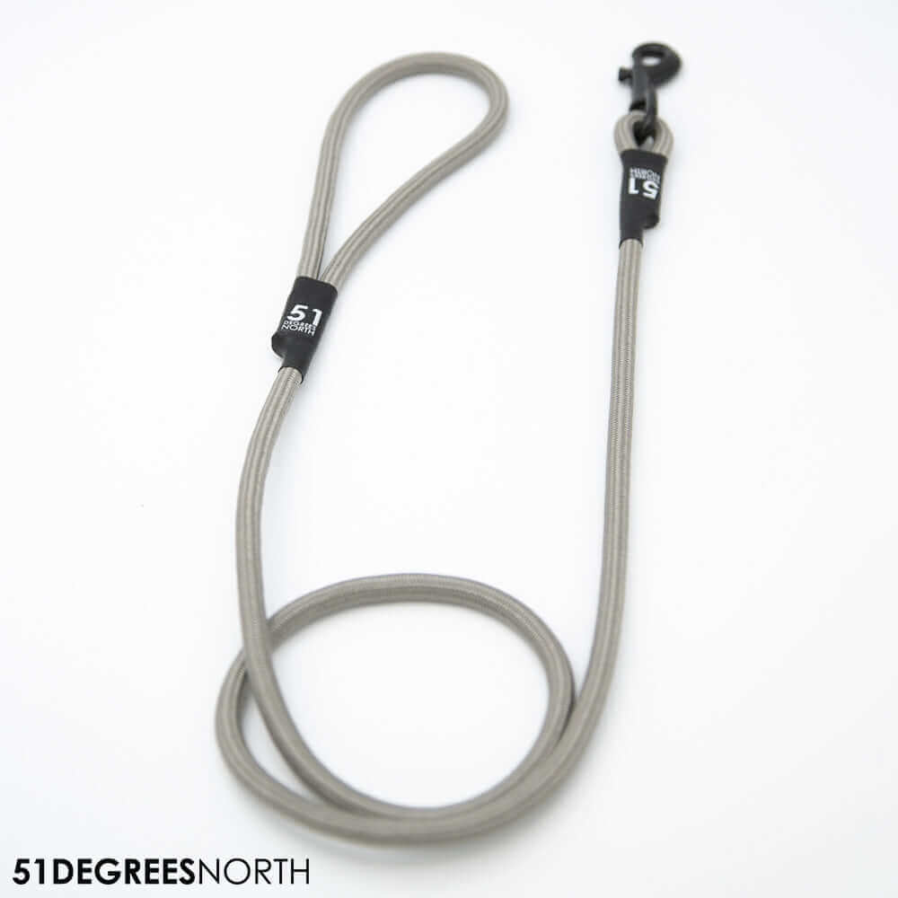 Rope Hondenriem Lichtgrijs: nylon leiband voor honden, stijlvol & duurzaam, ideaal voor training & opvoeding.