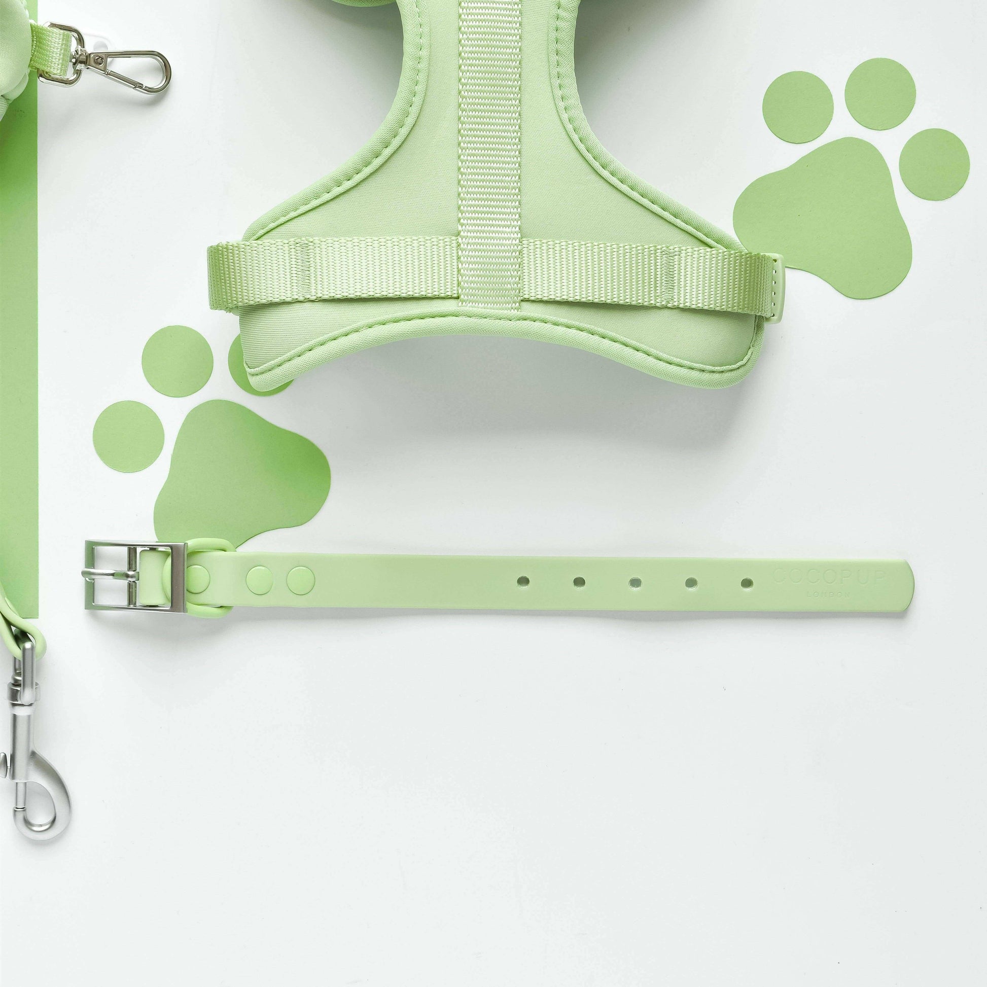 NAKD Halsband - Matcha: XXS, een stijlvolle groene halsband voor je pup, volledig verstelbaar met D-ringbevestiging.